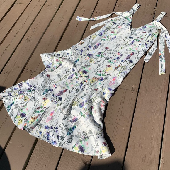 Easy breezy H&M Maxi dress 4 - Picture 2 of 11